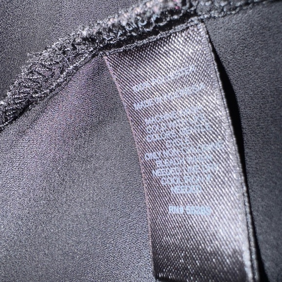 Express Black Sleeveless Portofino Blouse Size small - Picture 5 of 7